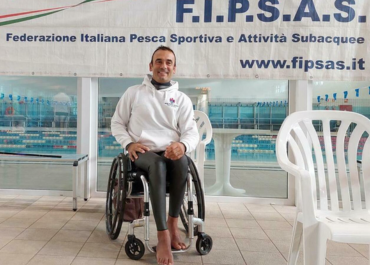Medaglia d’oro ai Campionati Mondiali di Apnea e Nuoto pinnato per disabili